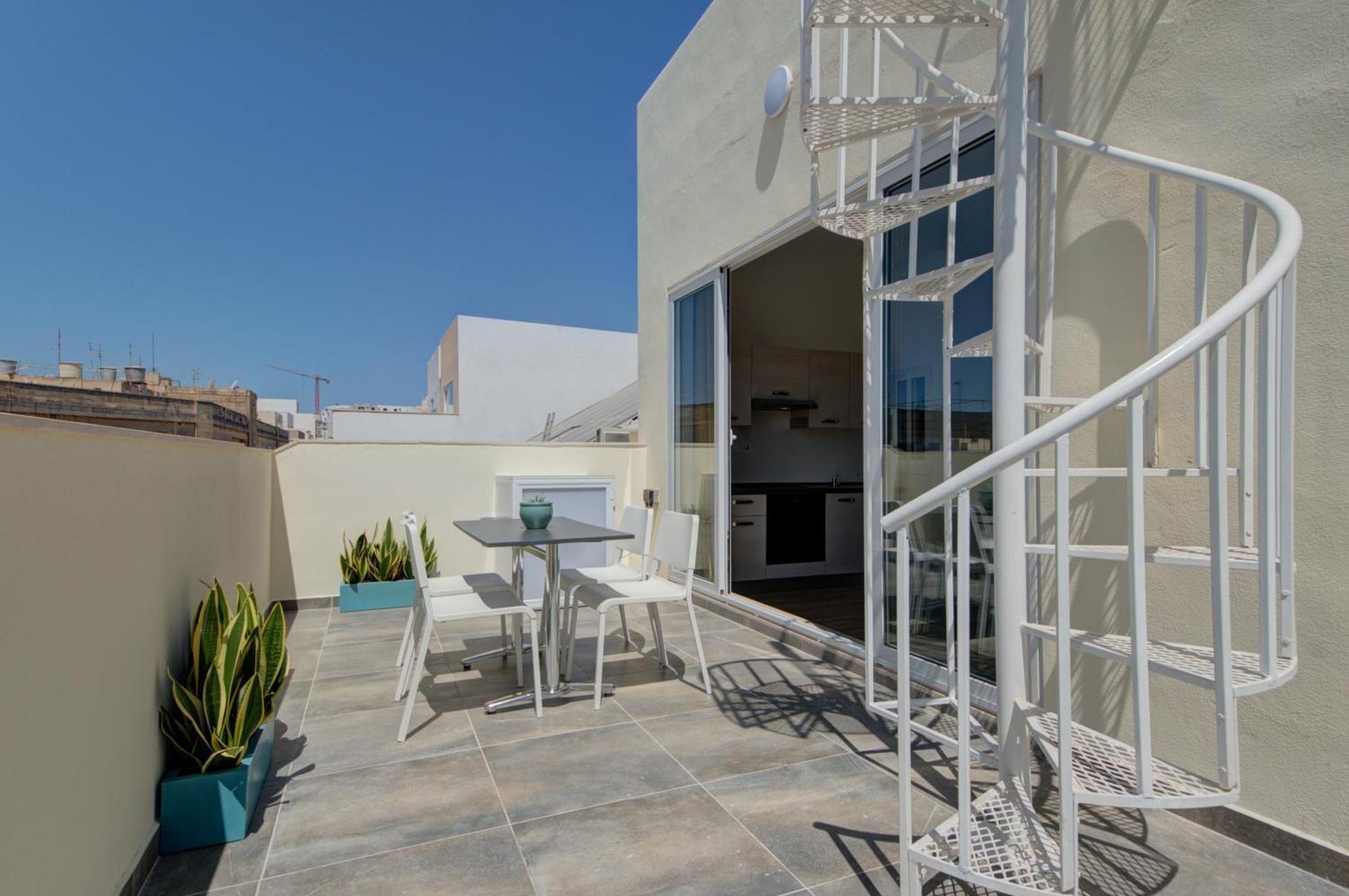 Marina Suites & Apartments - Self Catering - By Tritoni Hotels Gzira 外观 照片