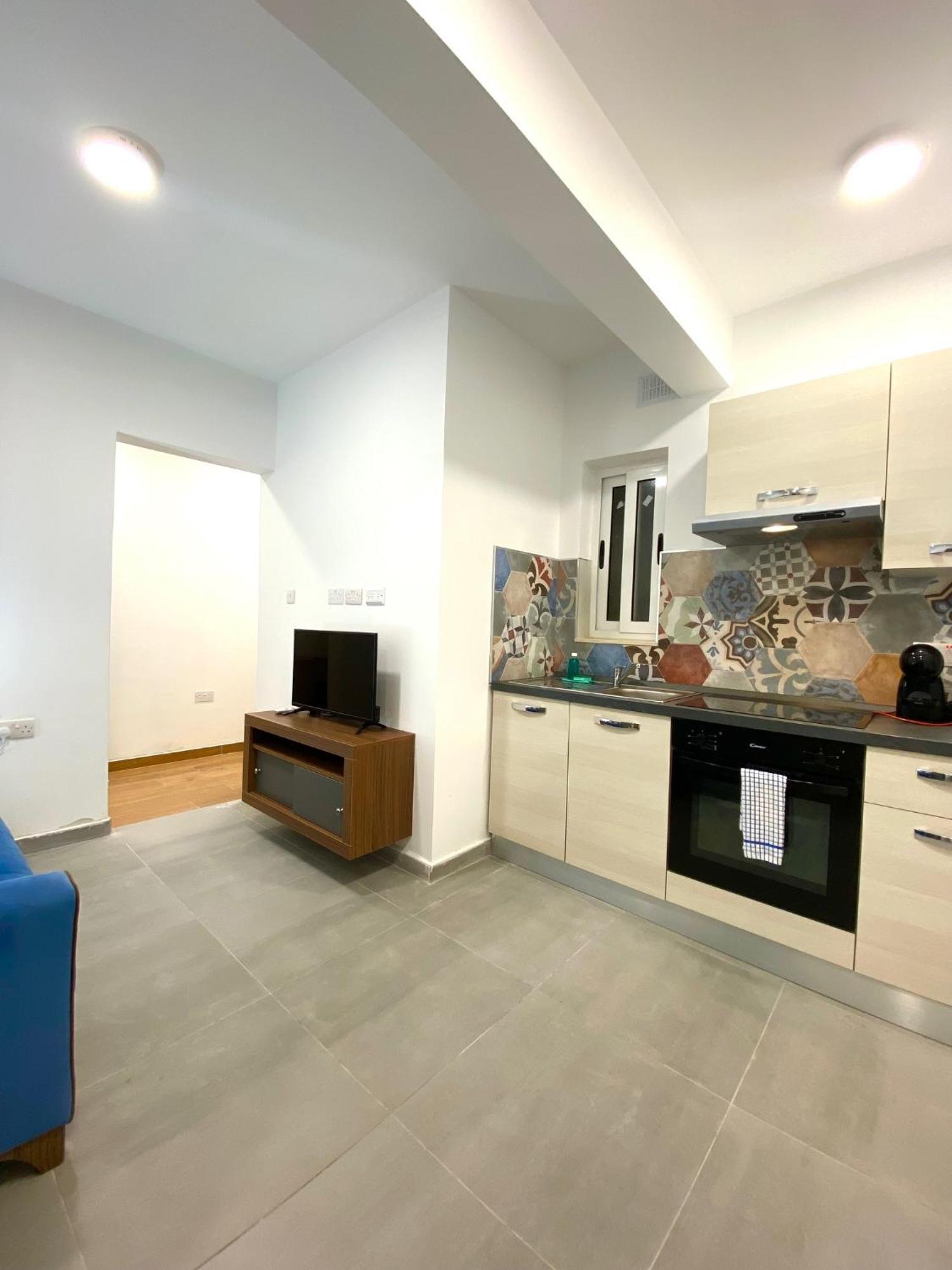 Marina Suites & Apartments - Self Catering - By Tritoni Hotels Gzira 外观 照片