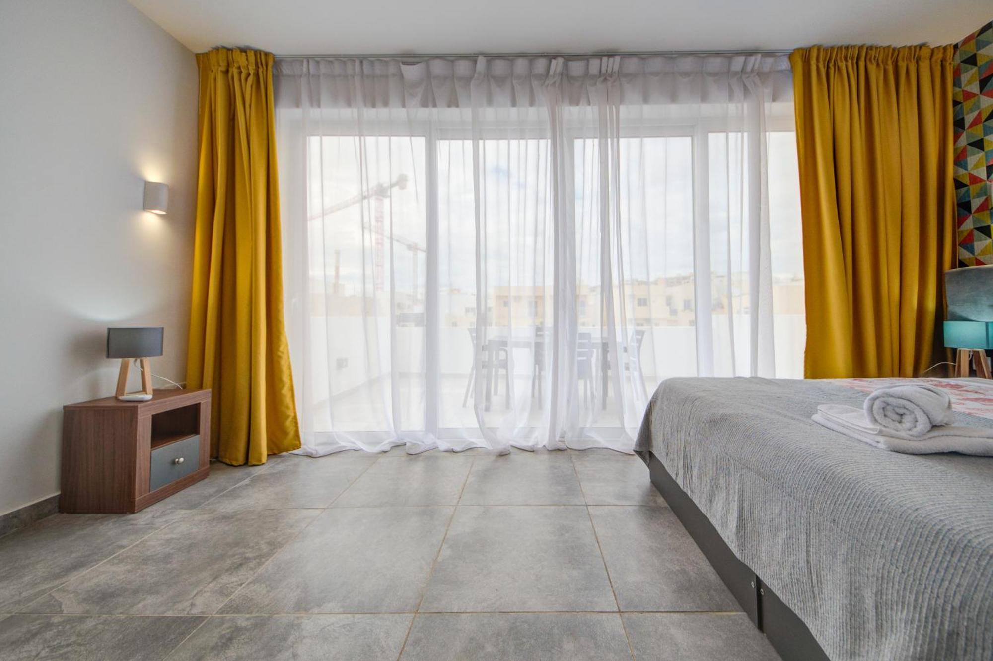 Marina Suites & Apartments - Self Catering - By Tritoni Hotels Gzira 外观 照片