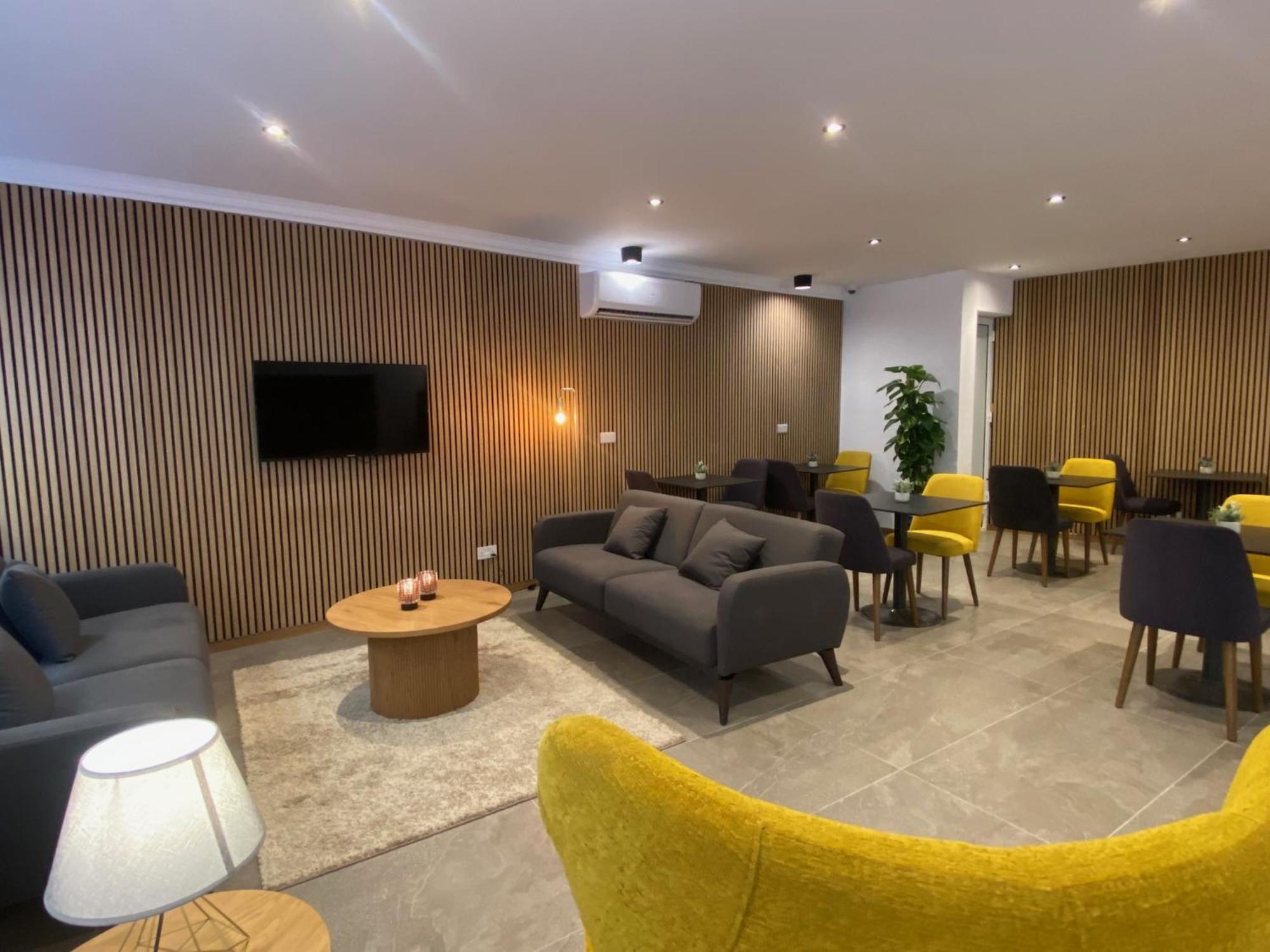 Marina Suites & Apartments - Self Catering - By Tritoni Hotels Gzira 外观 照片